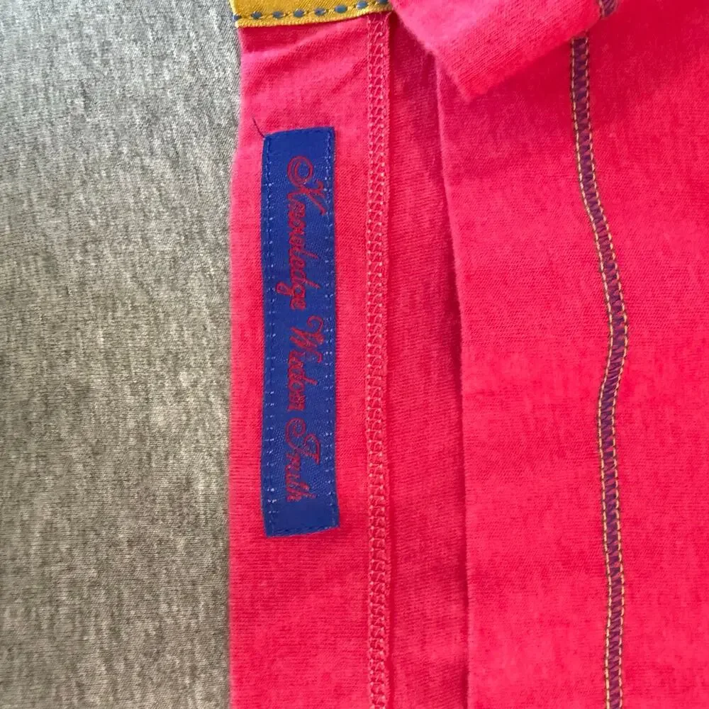 Robert Graham Maxfield Short Sleeve V-Neck T-Shirt Raspberry Dark Pink M - Picture 3 of 6